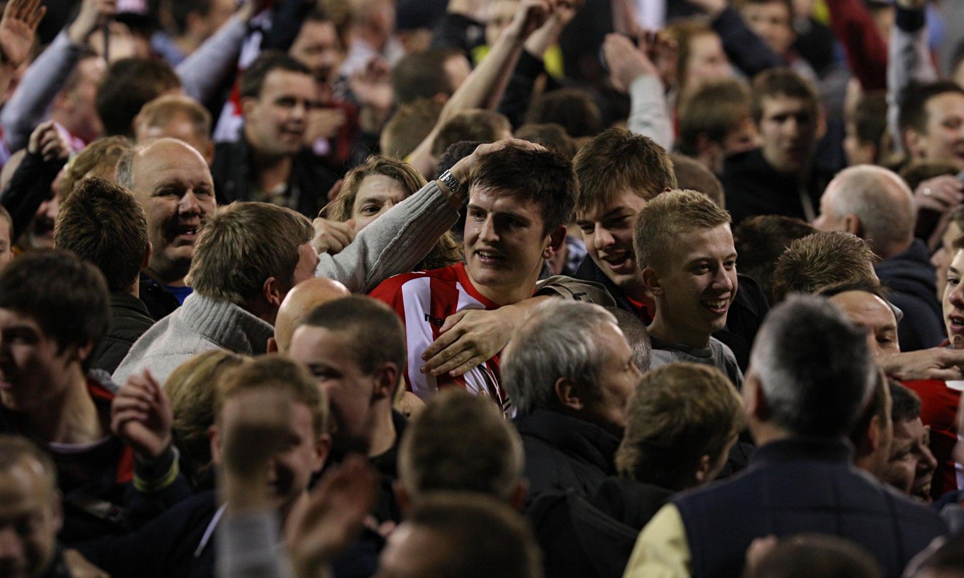 并有助于球 并有助于球